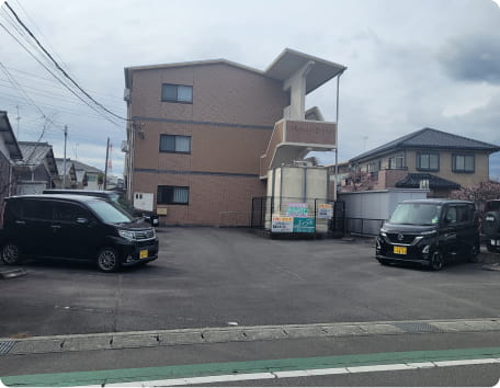 三島ジェルネイルサロン｜自爪に優しいデザインネイルならラズネイル